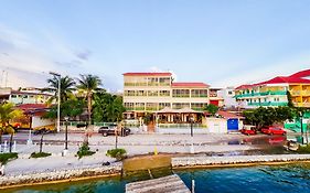 Hotel Peten