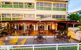 Hotel Peten